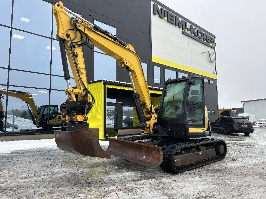 2017 Yanmar SV100-2A mini excavator, front three-quarter view 2017 Yanmar SV100-2A mini excavator, front three-quarter view