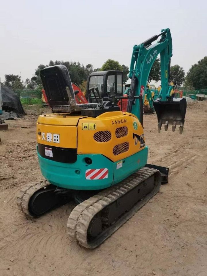 2023 Kubota U17 mini excavator rear three-quarter view 2023 Kubota U17 mini excavator rear three-quarter view