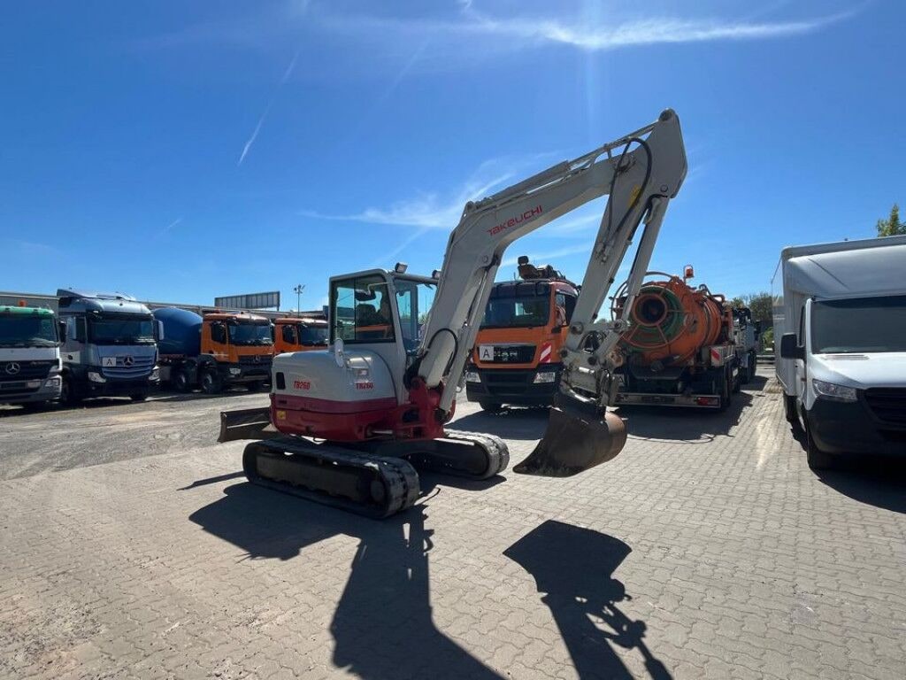 2017 Takeuchi TB260 mini excavator, side view 2017 Takeuchi TB260 mini excavator, side view