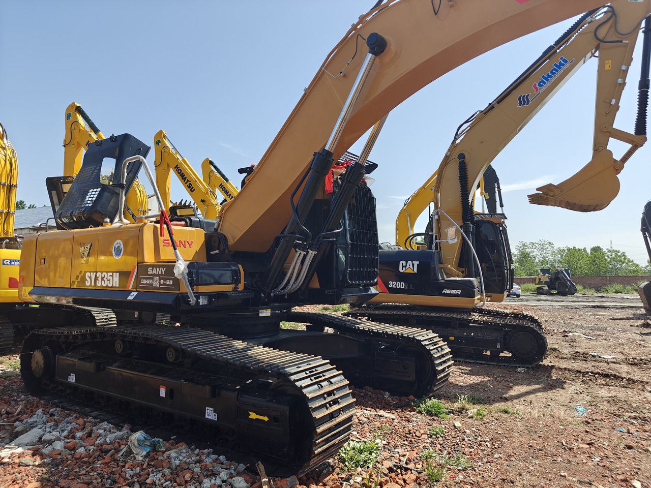 2023 Sany SY335H crawler excavator, side view 2023 Sany SY335H crawler excavator, side view