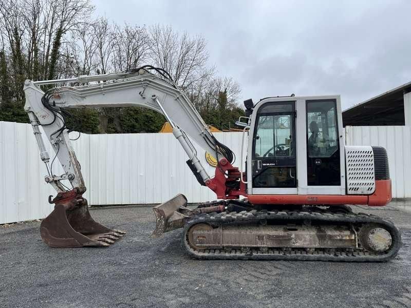 2004 Takeuchi TB1140 crawler excavator, side view 2004 Takeuchi TB1140 crawler excavator, side view