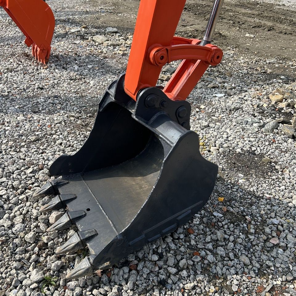 2024 Kubota KX163 mini excavator bucket detail 2024 Kubota KX163 mini excavator bucket detail