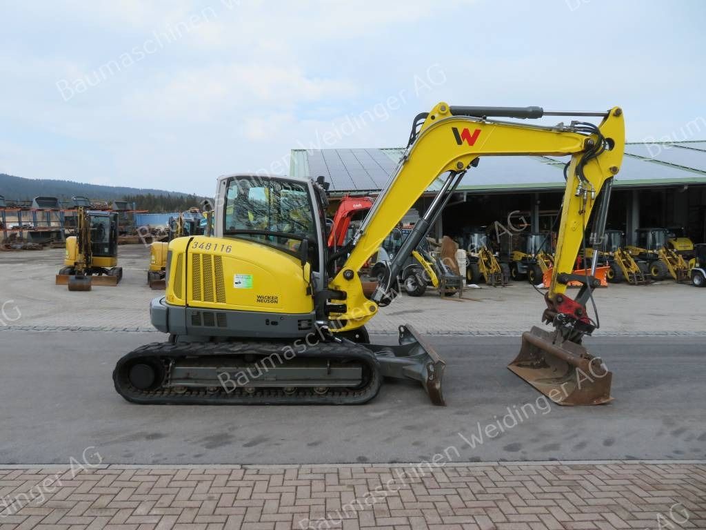 2017 Wacker Neuson EZ80 mini excavator, side view 2017 Wacker Neuson EZ80 mini excavator, side view