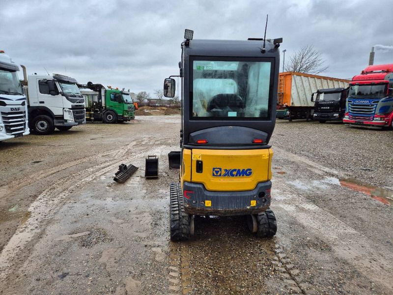 2021 XCMG XE 20 E mini excavator rear view 2021 XCMG XE 20 E mini excavator rear view