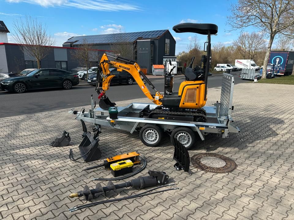 Berger Kraus BK1350JSR mini excavator on trailer Berger Kraus BK1350JSR mini excavator on trailer
