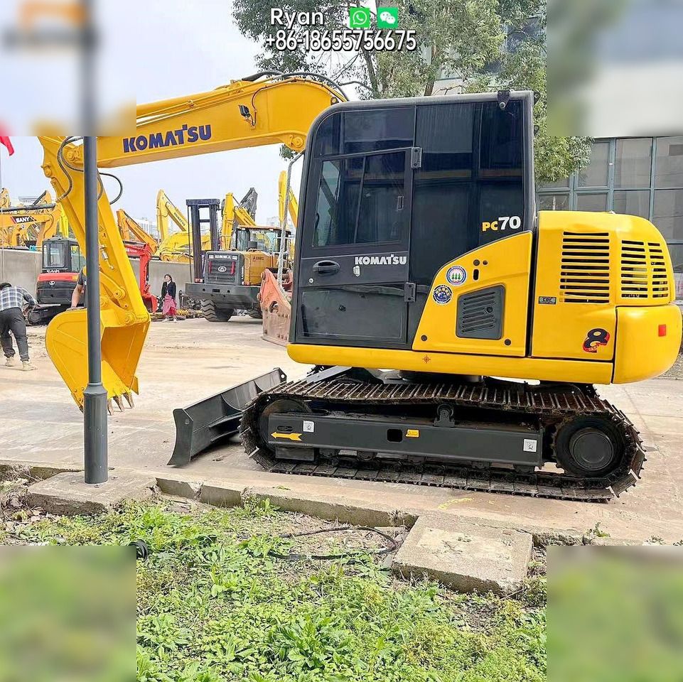 2023 Komatsu PC70-8 crawler excavator, side profile view 2023 Komatsu PC70-8 crawler excavator, side profile view