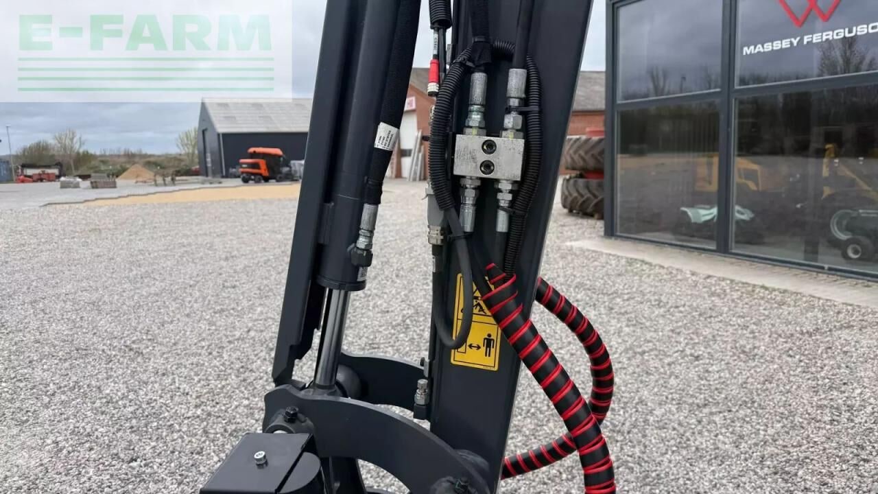 2026 Hyundai HX 25A Z mini excavator boom detail 2026 Hyundai HX 25A Z mini excavator boom detail