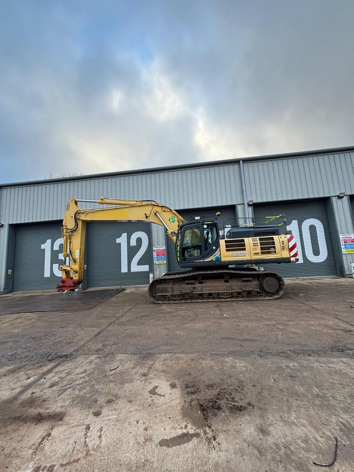 2019 Kobelco SK500LC-10 crawler excavator, side profile view 2019 Kobelco SK500LC-10 crawler excavator, side profile view