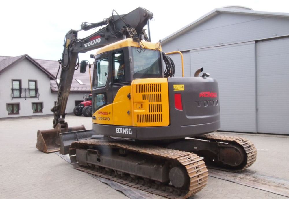2010 Volvo ECR145D crawler excavator, rear three-quarter view