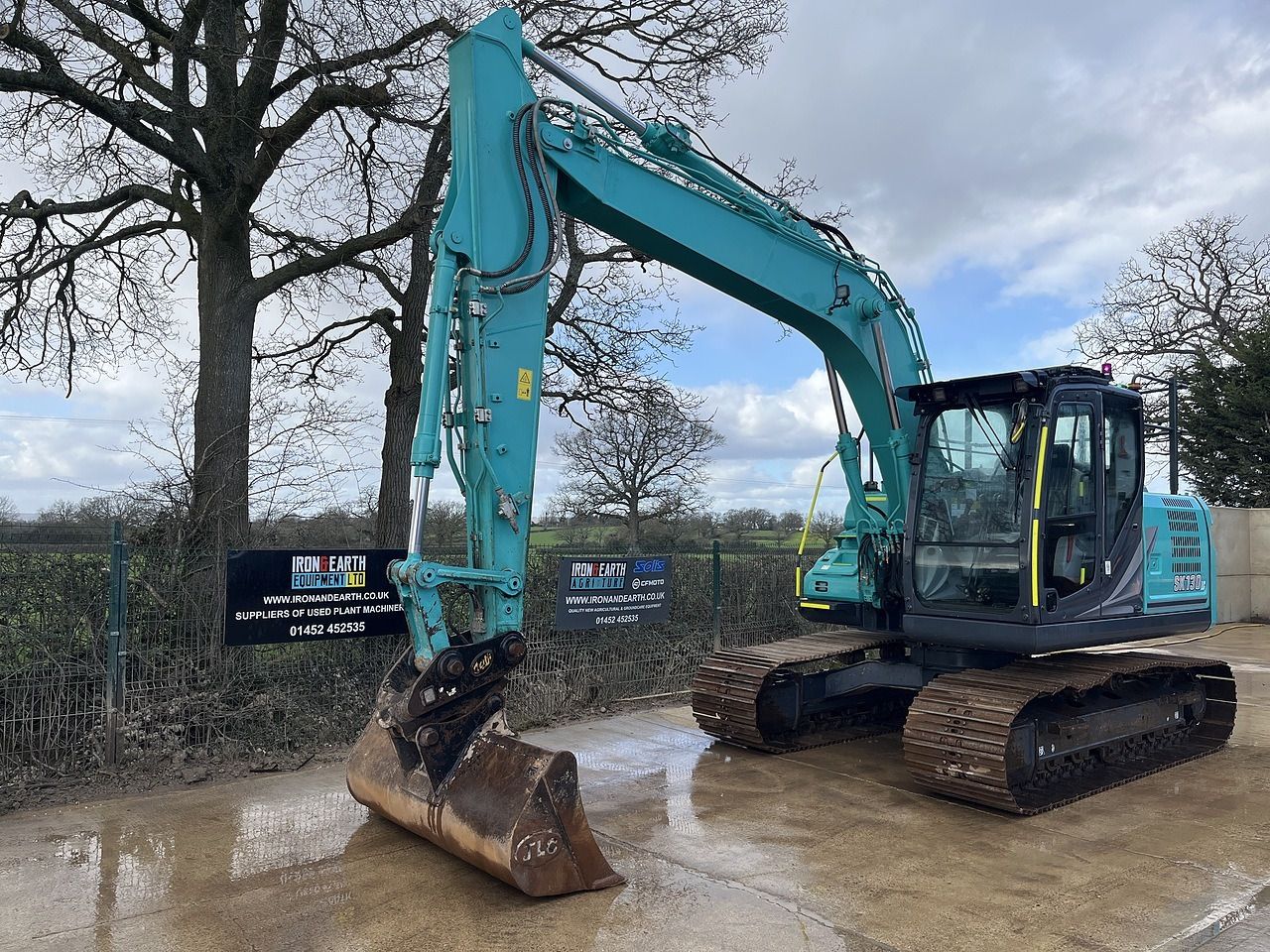 2023 Kobelco SK130LC-11 crawler excavator, front three-quarter view 2023 Kobelco SK130LC-11 crawler excavator, front three-quarter view