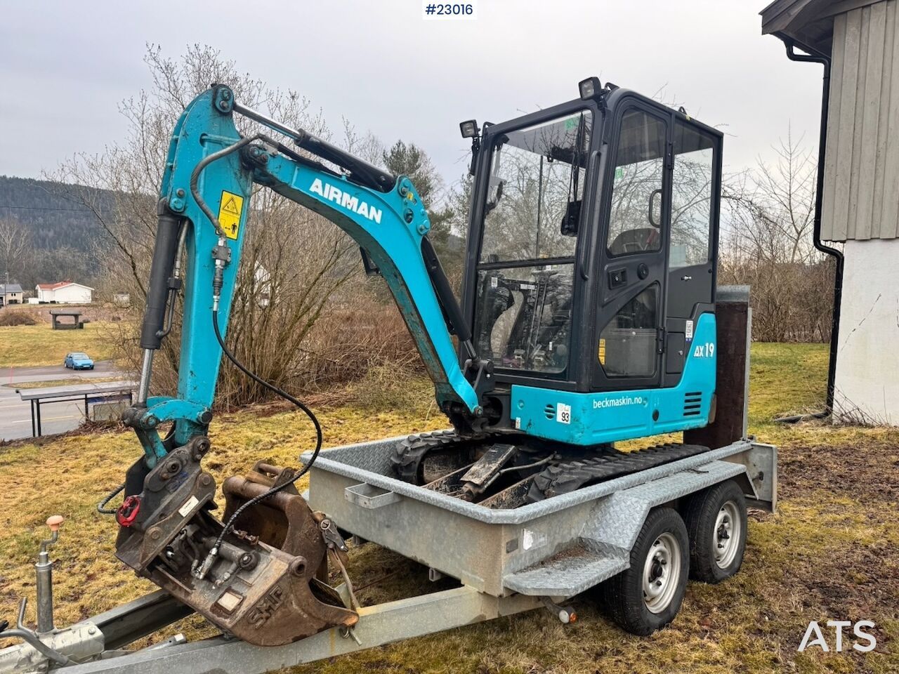2018 Airman AX19-6A mini excavator side view 2018 Airman AX19-6A mini excavator side view