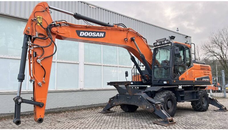 2020 Doosan DX210W-5 wheel excavator side view
