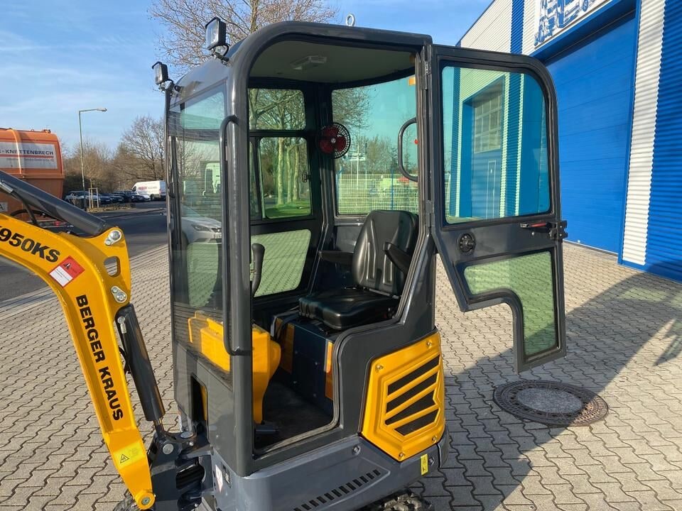 Berger Kraus BK950KS mini excavator cab interior view