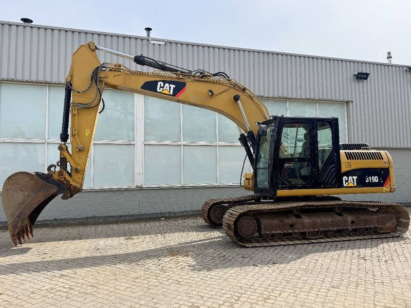 2012 Caterpillar 319D L crawler excavator, side view