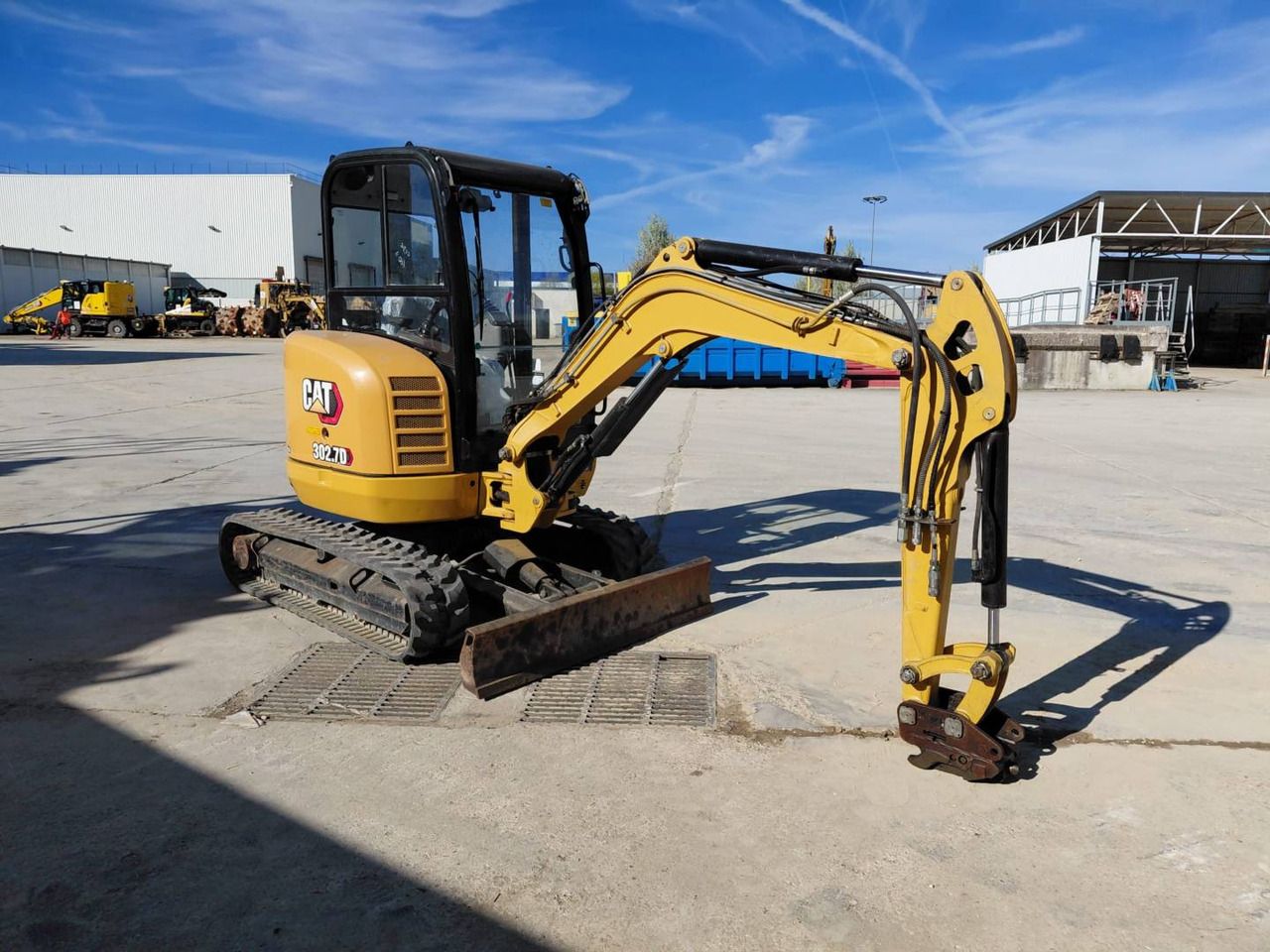 2021 Caterpillar 302.7DCR crawler excavator, side view 2021 Caterpillar 302.7DCR crawler excavator, side view