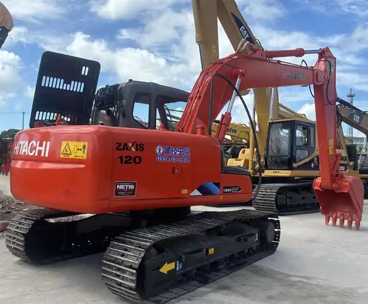 2019 Hitachi Zaxis 120 crawler excavator, rear three-quarter view