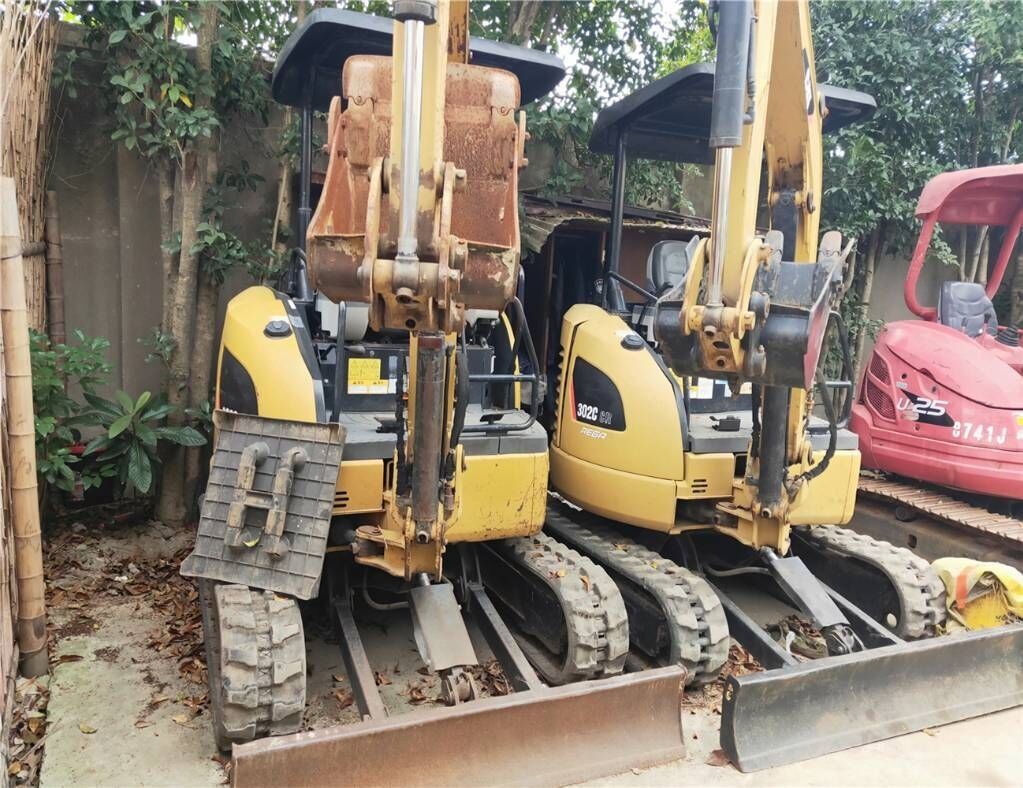 2018 Caterpillar 302C mini excavator, rear view