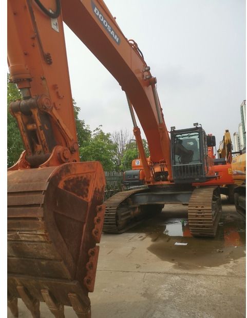 2020 Doosan DX500LC crawler excavator, front three-quarter view 2020 Doosan DX500LC crawler excavator, front three-quarter view