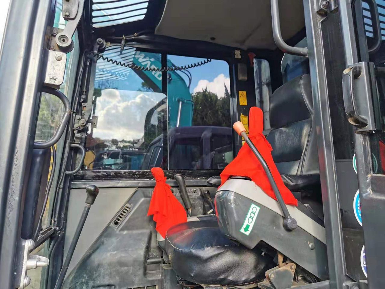2016 Komatsu PC56-7 mini excavator interior view 2016 Komatsu PC56-7 mini excavator interior view