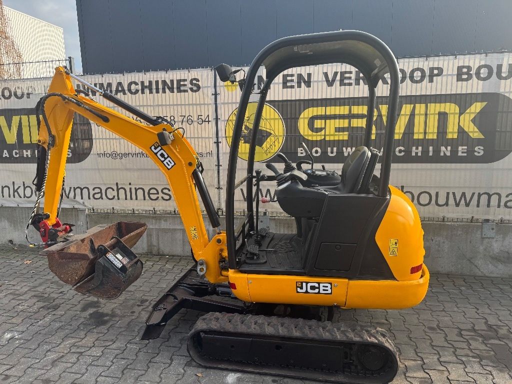 2016 JCB 8018 mini excavator, side view