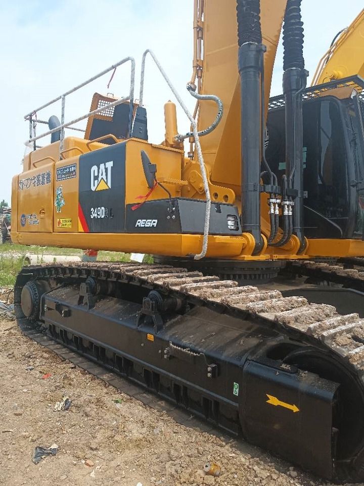 2024 Caterpillar 349D L crawler excavator side view