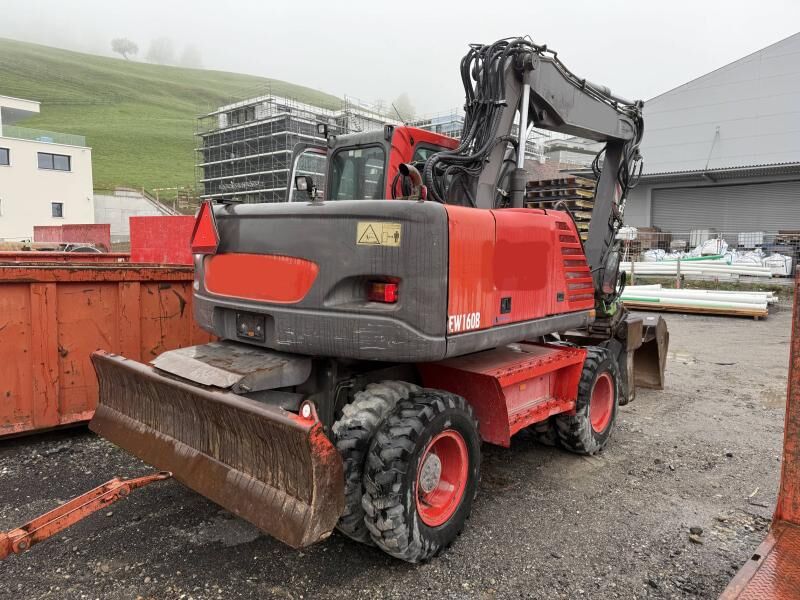 2005 Volvo EW160B wheel excavator, rear three-quarter view 2005 Volvo EW160B wheel excavator, rear three-quarter view