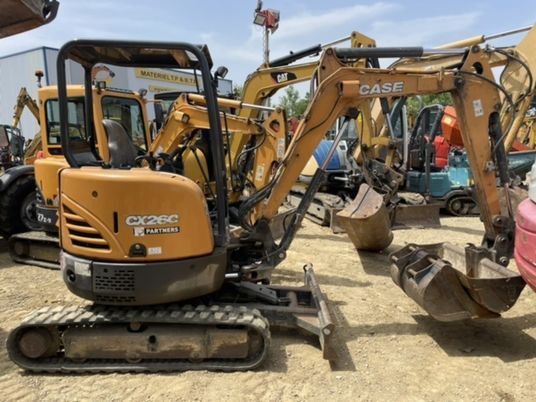2017 CASE CX26C mini excavator, side view 2017 CASE CX26C mini excavator, side view