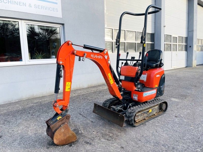 2020 Kubota K008-3 mini excavator, front three-quarter view 2020 Kubota K008-3 mini excavator, front three-quarter view