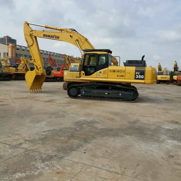 2020 Komatsu PC350 crawler excavator side view