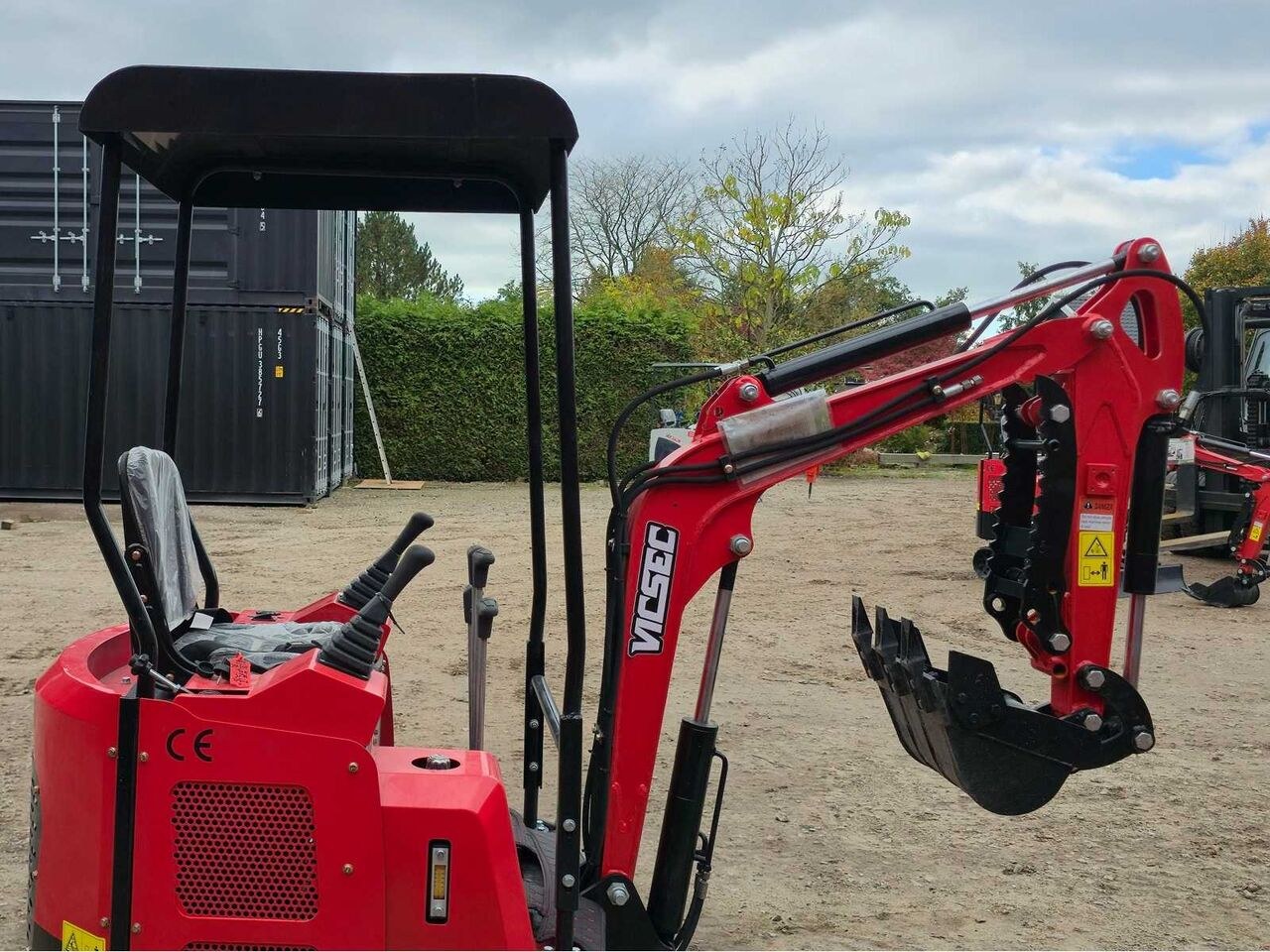 2025 Vicsec VC15 mini excavator, front three-quarter view 2025 Vicsec VC15 mini excavator, front three-quarter view