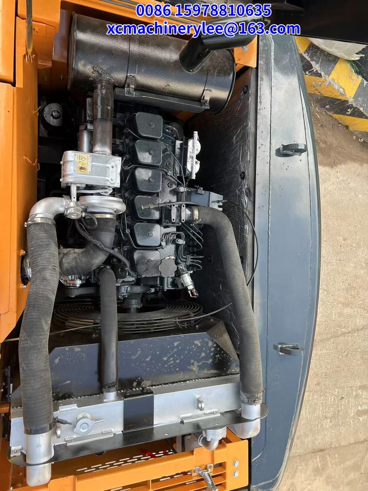 2020 Hyundai R210W-9 Wheel Excavator engine compartment view 2020 Hyundai R210W-9 Wheel Excavator engine compartment view