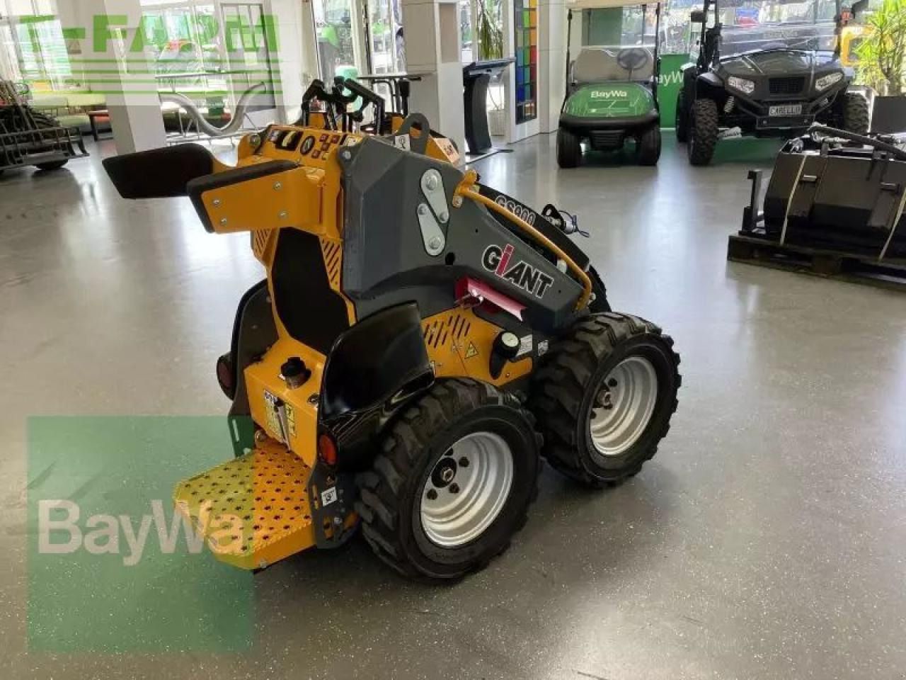 2024 Giant GS900 mini excavator, rear three-quarter view