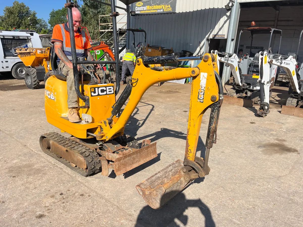 2014 JCB 080 mini excavator, side view
