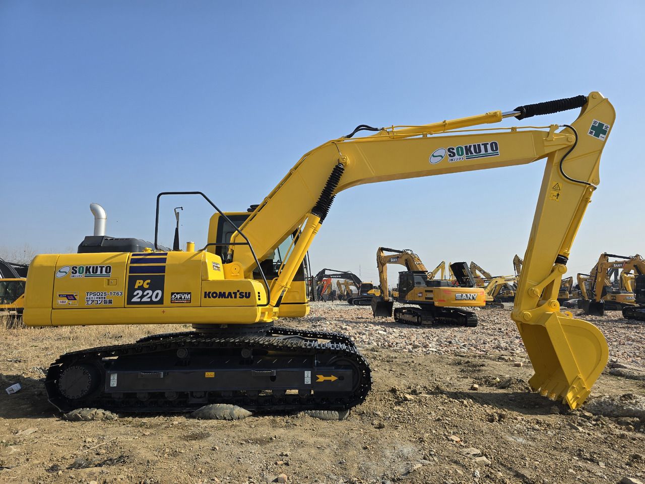 Escavatore cingolato Komatsu PC220-8 del 2025, vista laterale Escavatore cingolato Komatsu PC220-8 del 2025, vista laterale