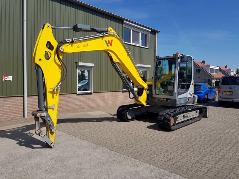 2018 Wacker Neuson ET90 crawler excavator, side view 2018 Wacker Neuson ET90 crawler excavator, side view