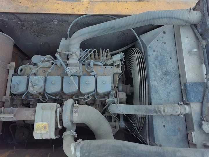 2026 Hyundai R225LC-9T crawler excavator engine compartment view