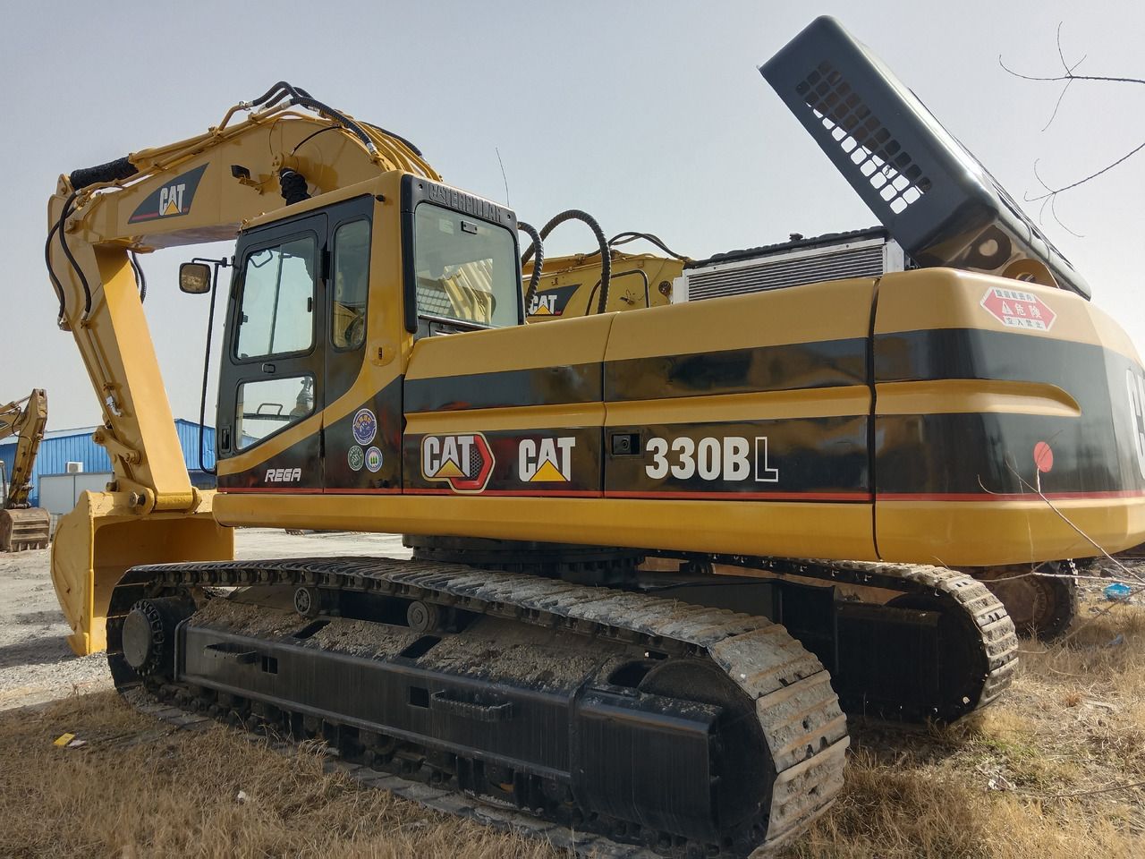 2019 Caterpillar 330BL crawler excavator, side profile view 2019 Caterpillar 330BL crawler excavator, side profile view