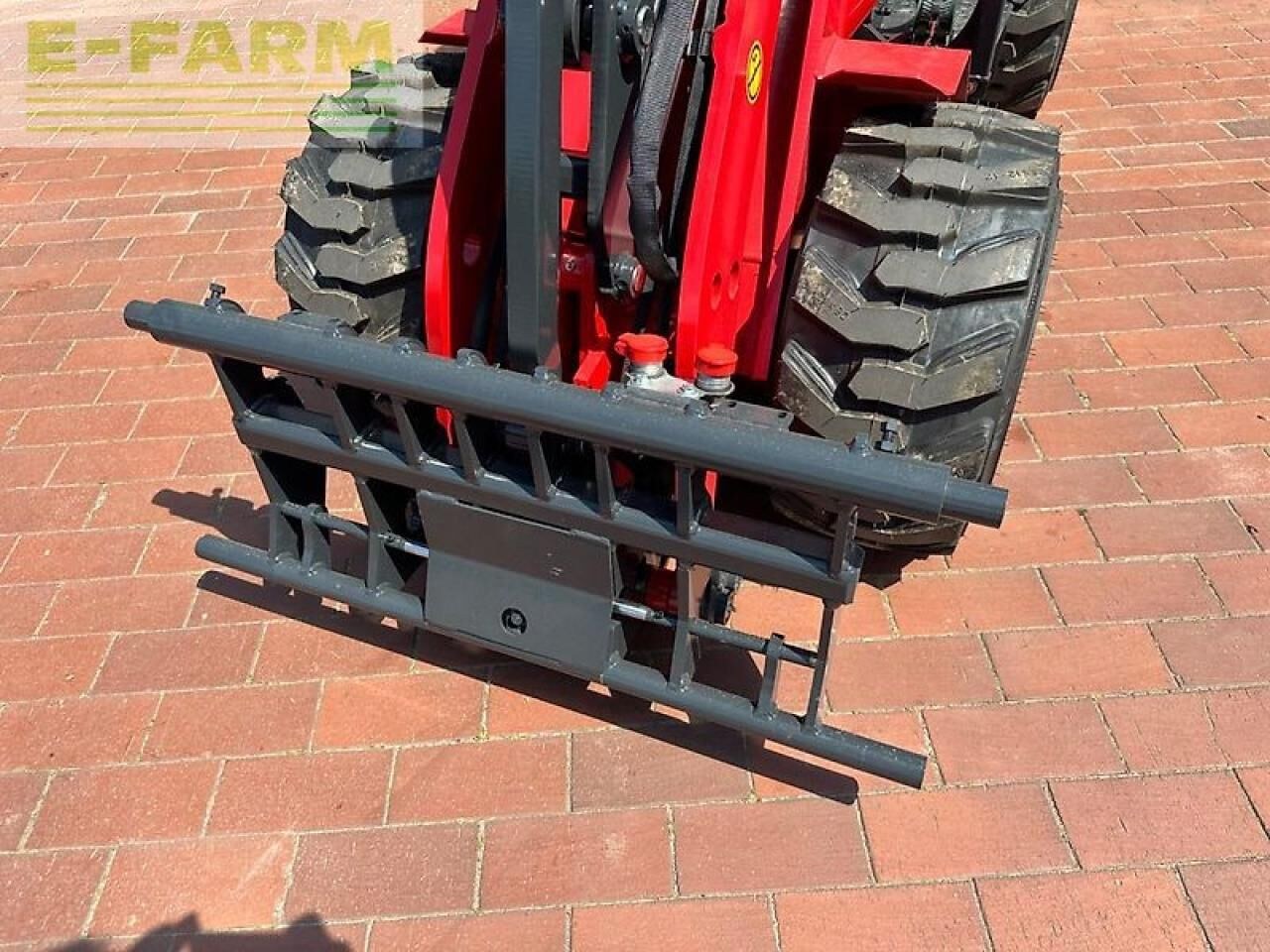 2024 Schäffer 2028 SLT mini excavator front attachment view 2024 Schäffer 2028 SLT mini excavator front attachment view