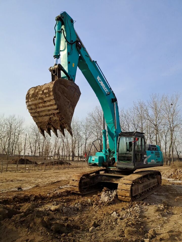 2022 Kobelco SK480LC crawler excavator, side view
