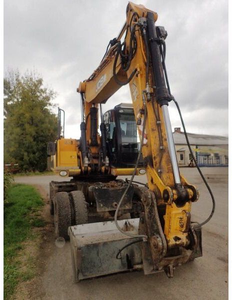 2011 JCB JS160W wheel excavator, front three-quarter view