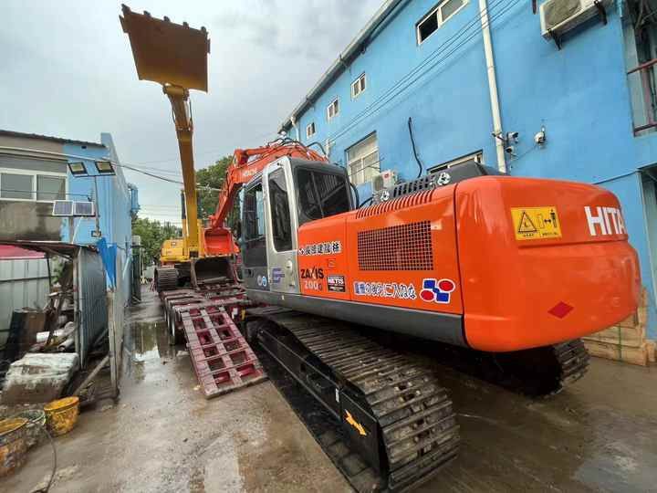2018 Hitachi ZX200 Raupenbagger