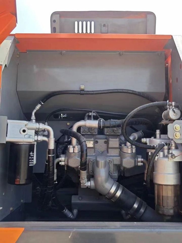 2024 Hitachi ZX200 crawler excavator engine compartment view 2024 Hitachi ZX200 crawler excavator engine compartment view