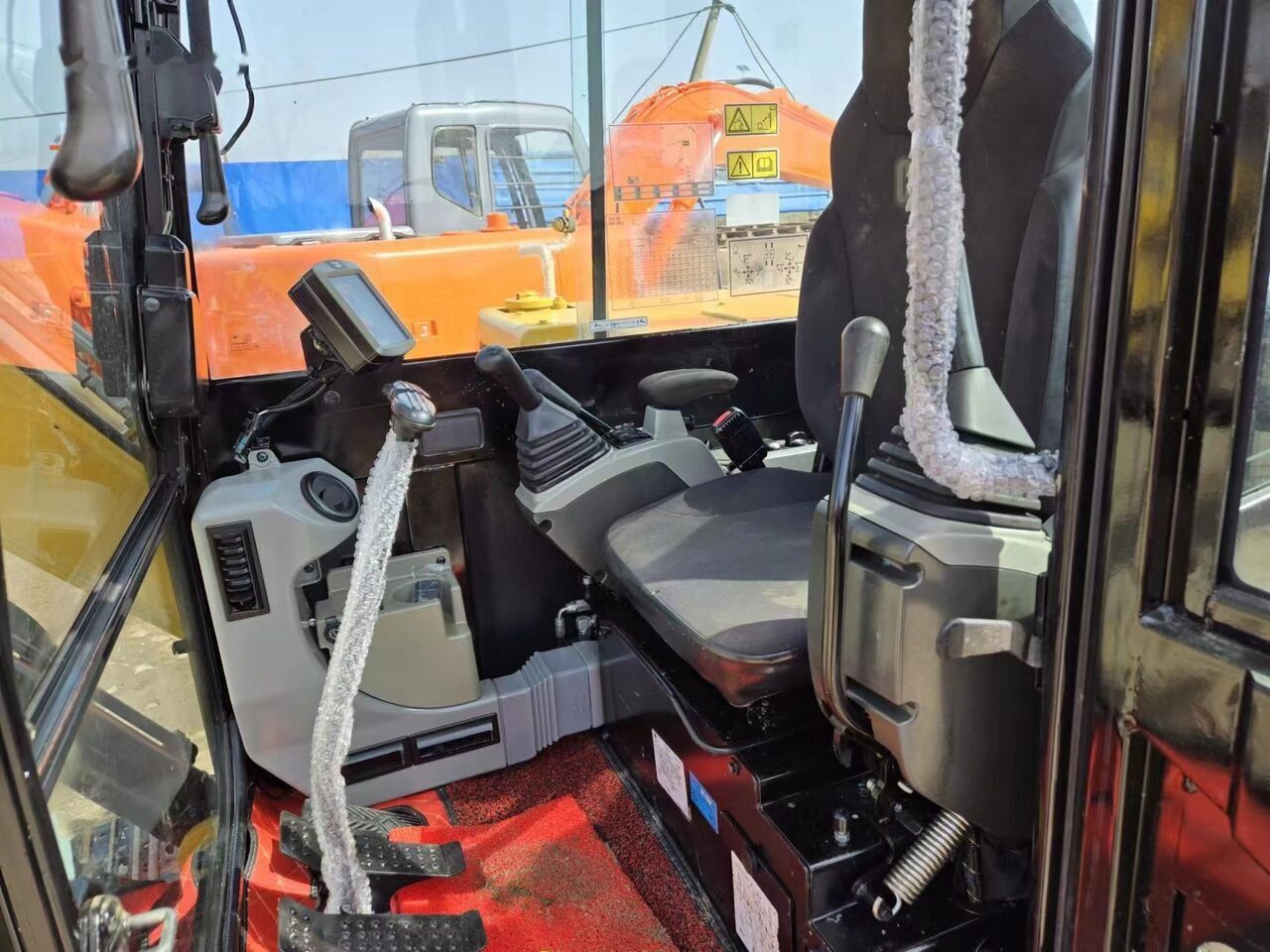 2017 Caterpillar 305.5E mini excavator interior view 2017 Caterpillar 305.5E mini excavator interior view