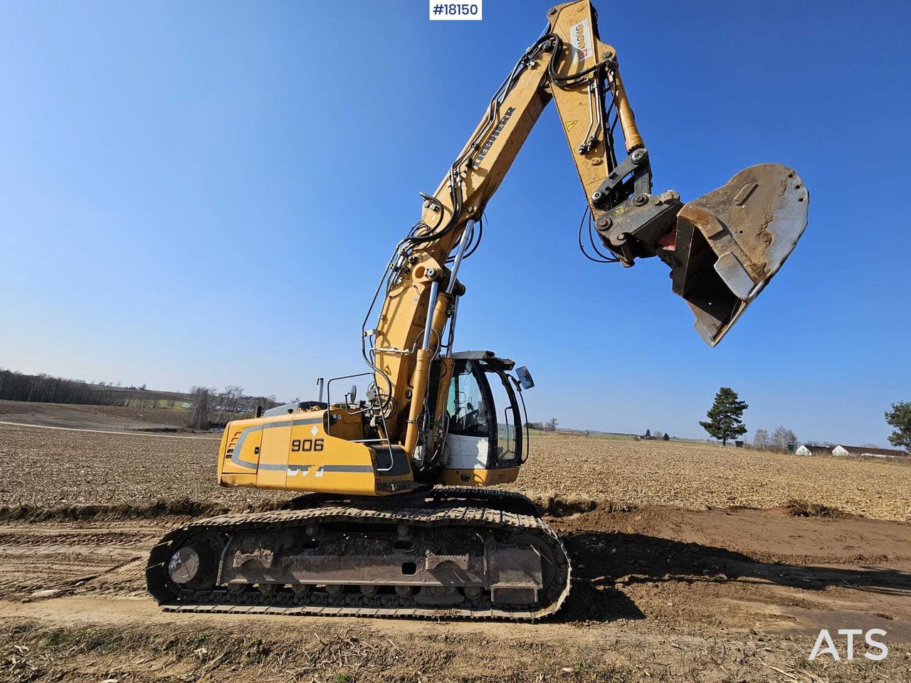 2012 Liebherr R906 crawler excavator side view