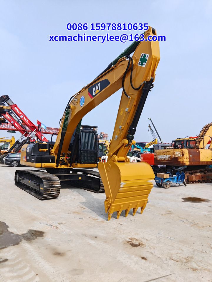 2024 Caterpillar 323D crawler excavator, front three-quarter view 2024 Caterpillar 323D crawler excavator, front three-quarter view
