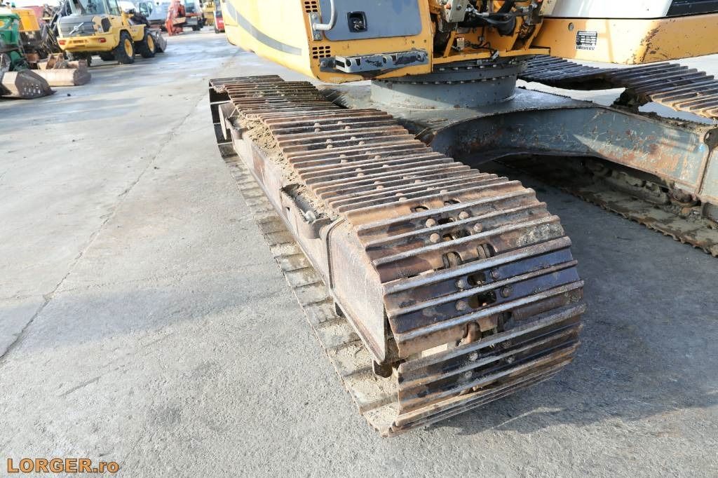 2008 Liebherr R916 LC crawler excavator track detail