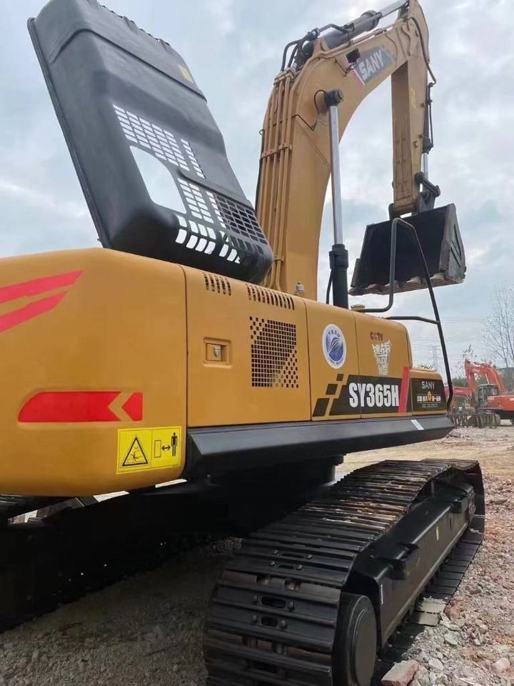 2023 Sany SY365H crawler excavator, rear three-quarter view 2023 Sany SY365H crawler excavator, rear three-quarter view