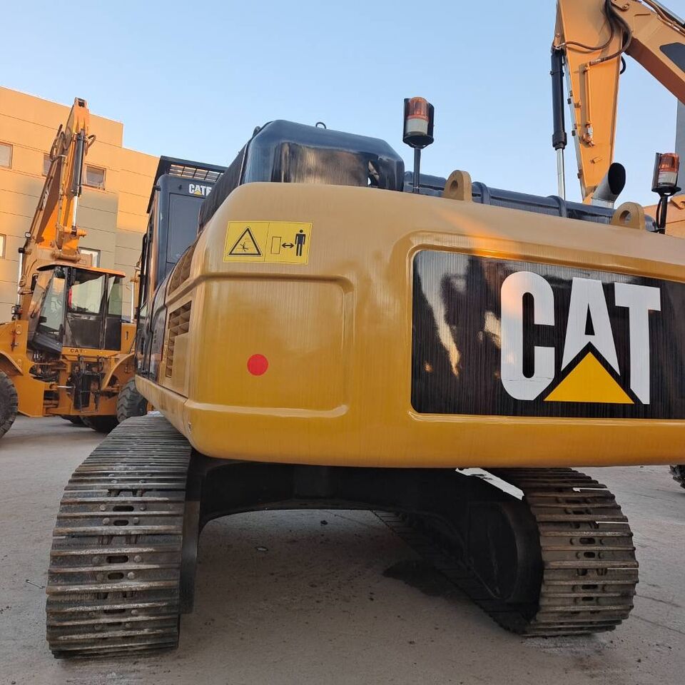 2024 Caterpillar 336D crawler excavator rear view