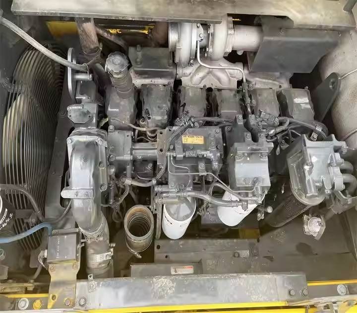 2023 Komatsu PC400-8 crawler excavator engine bay view 2023 Komatsu PC400-8 crawler excavator engine bay view