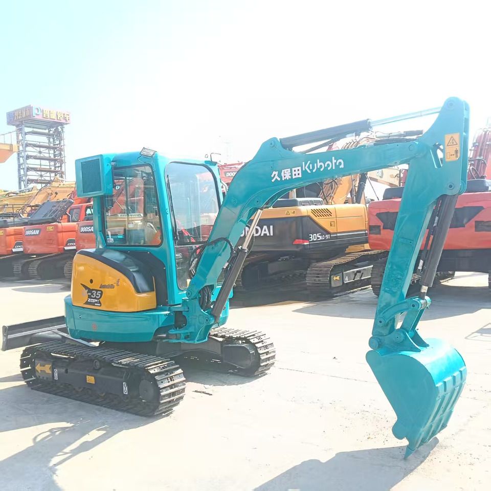 2022 Kubota U-35 mini excavator, side view